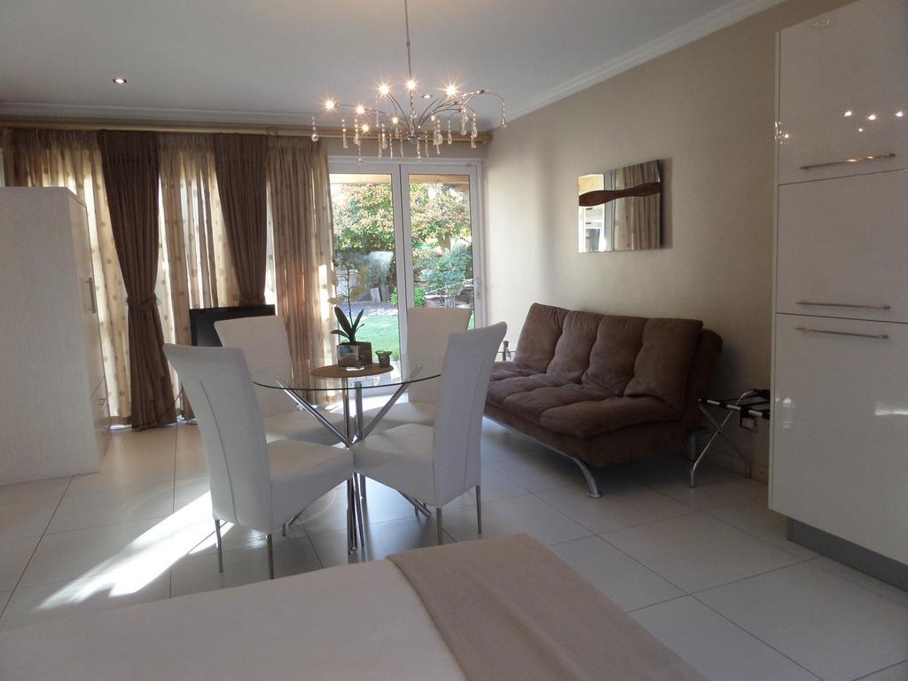 Kasa Nama Hotel Edgemead Bilik gambar